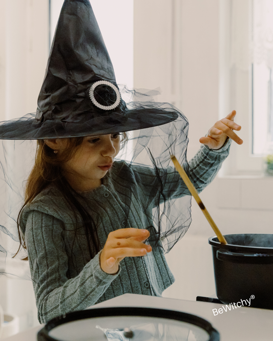 Welcome to the Witchy Kitchen: Enchant Your Cooking Experience! 🧙🏽✨