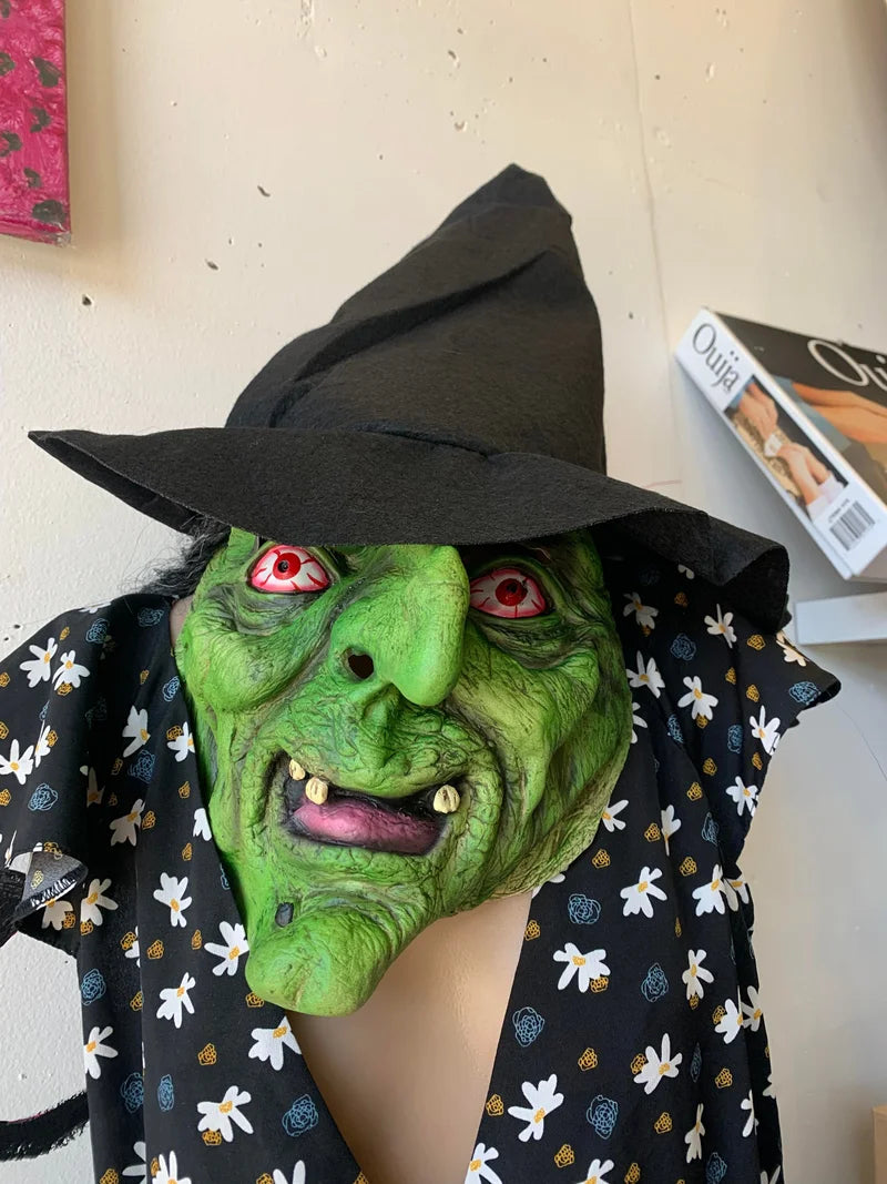 Witches Mask image 1